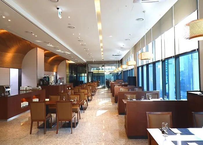 Hotel Stanford Myeongdong 3*